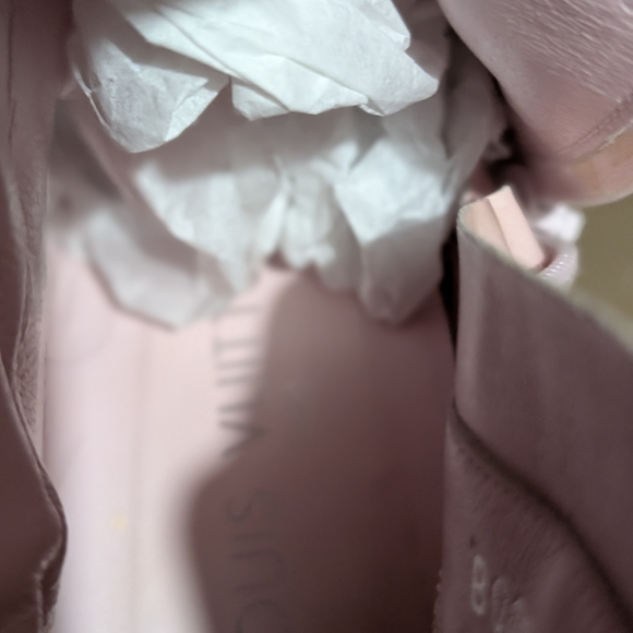 Louis Vuitton Glossy Pink Heeled Boots - Picture 10 of 16